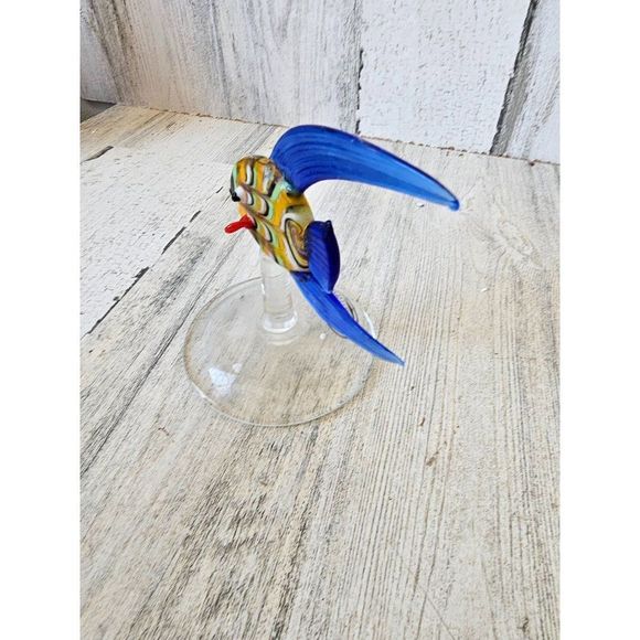 Tropical fish glass display home essentials to court underwater - Picture 4 of 5